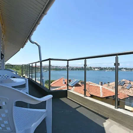 公寓 Penthouse Vasiliko In